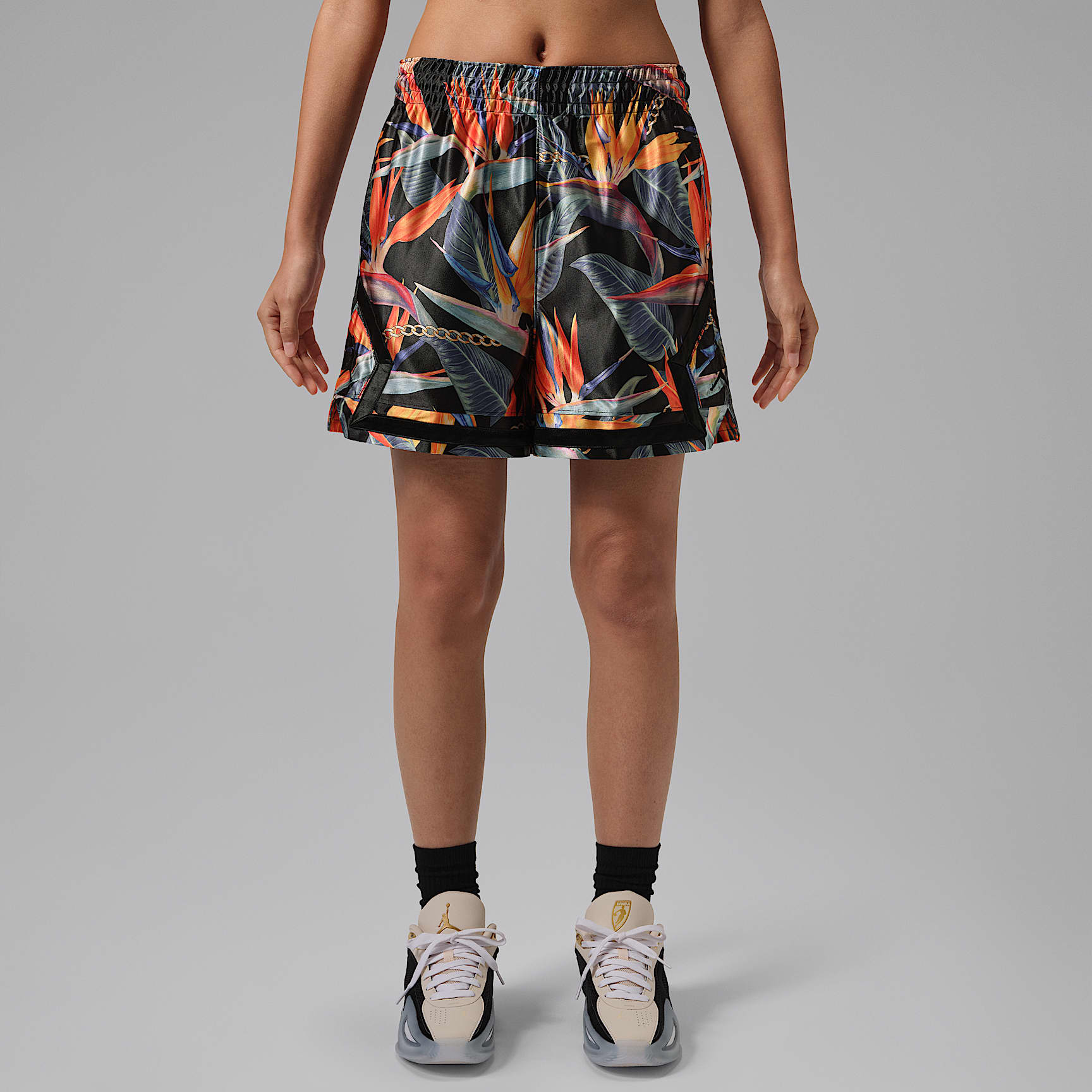 Jordan Sport Women's 10cm (approx.) Diamond Shorts. Nike IL